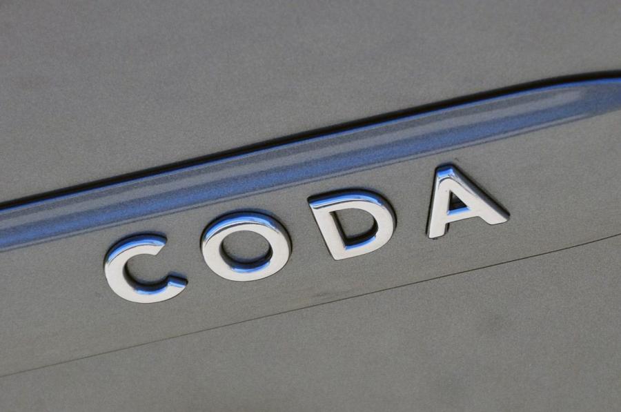  Coda Sedan 2012 года  (фото 50 из 51)